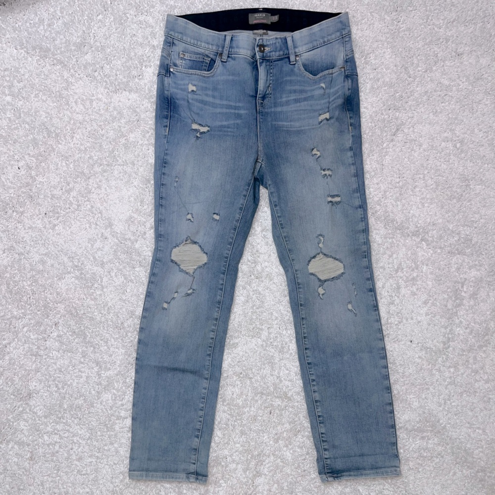 Torrid Bombshell Straight Leg Jeans 16R